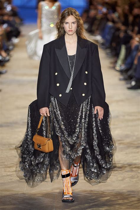 louis vuitton ss22 vogue|Louis Vuitton spring 2022.